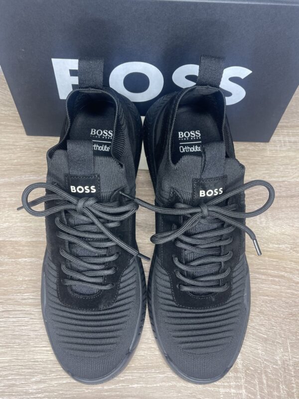 BOSS