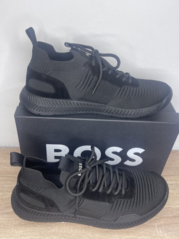 BOSS