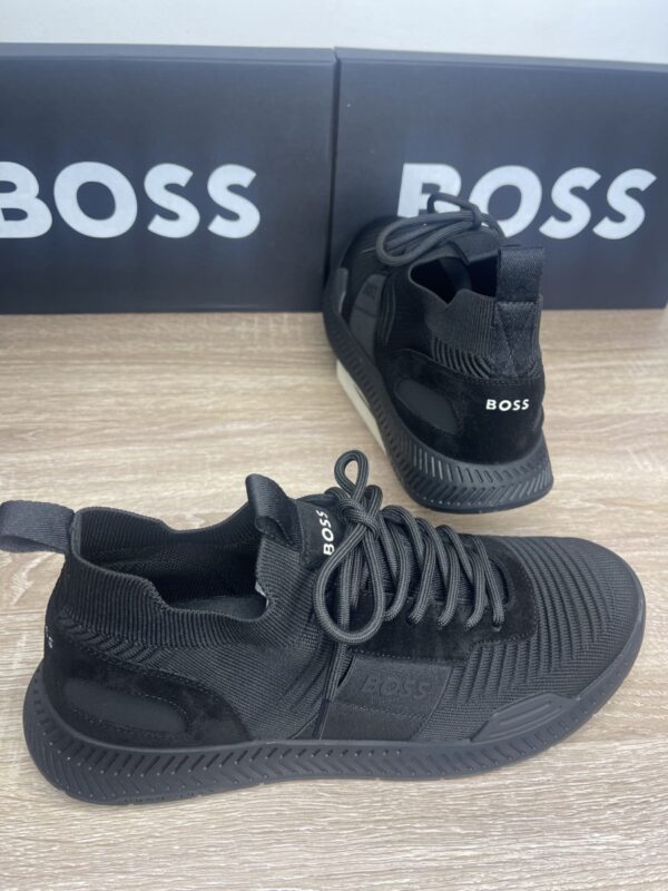 BOSS