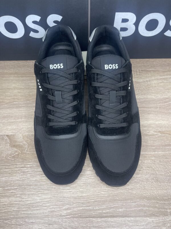BOSS