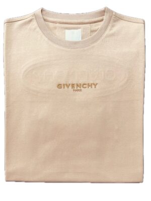 GIVENCHY